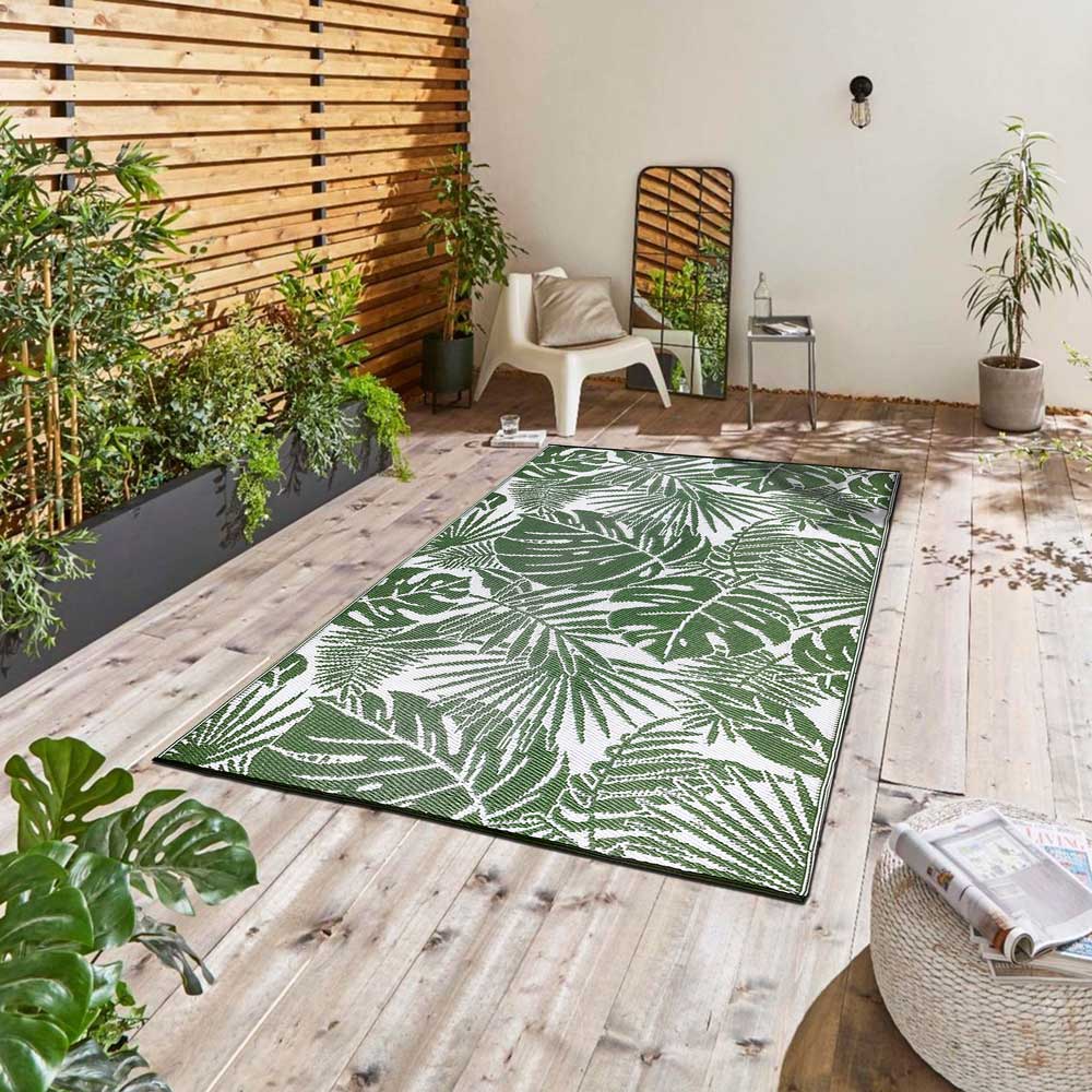 Tropical outdoor rug